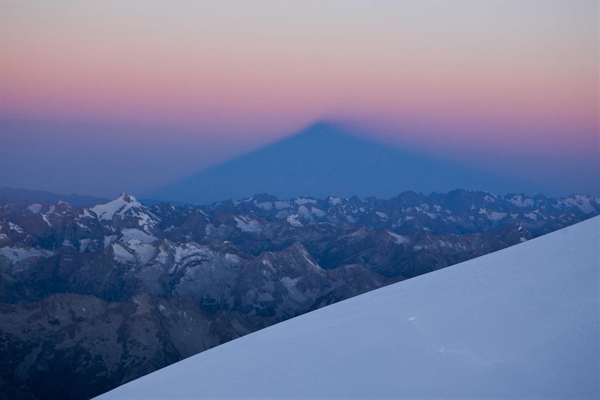 Elbrus Shadow