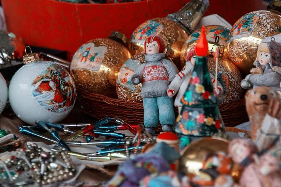 Тур «Семейная экспедиция: Тайны Новогодних Игрушек»,   4 дня