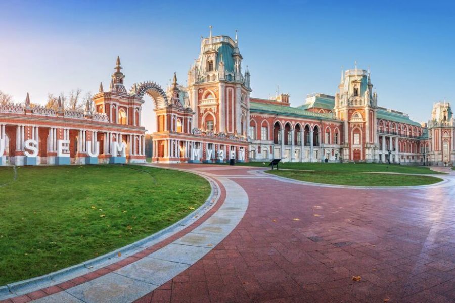 Выбор Императрицы: экскурсия по парку Царицыно