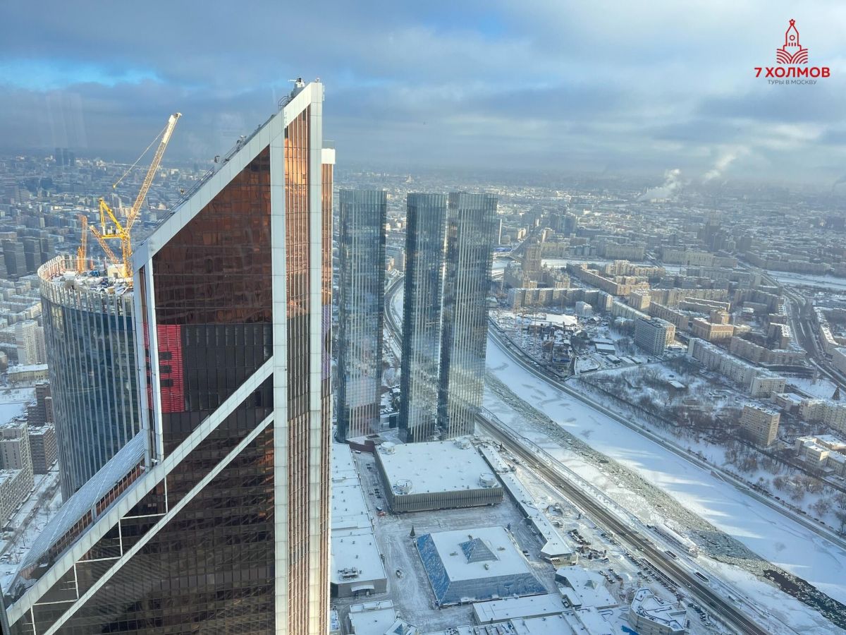 Фото новости: Москва на ладони: где облака становятся ближе