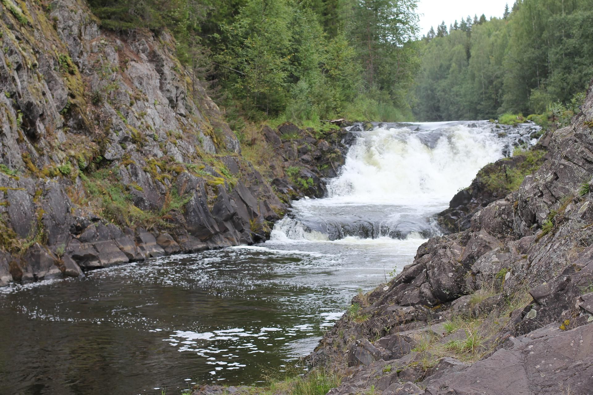 5 сочных дней в Карелии. «Рускеала», Валаам, Кижи, водопады включены